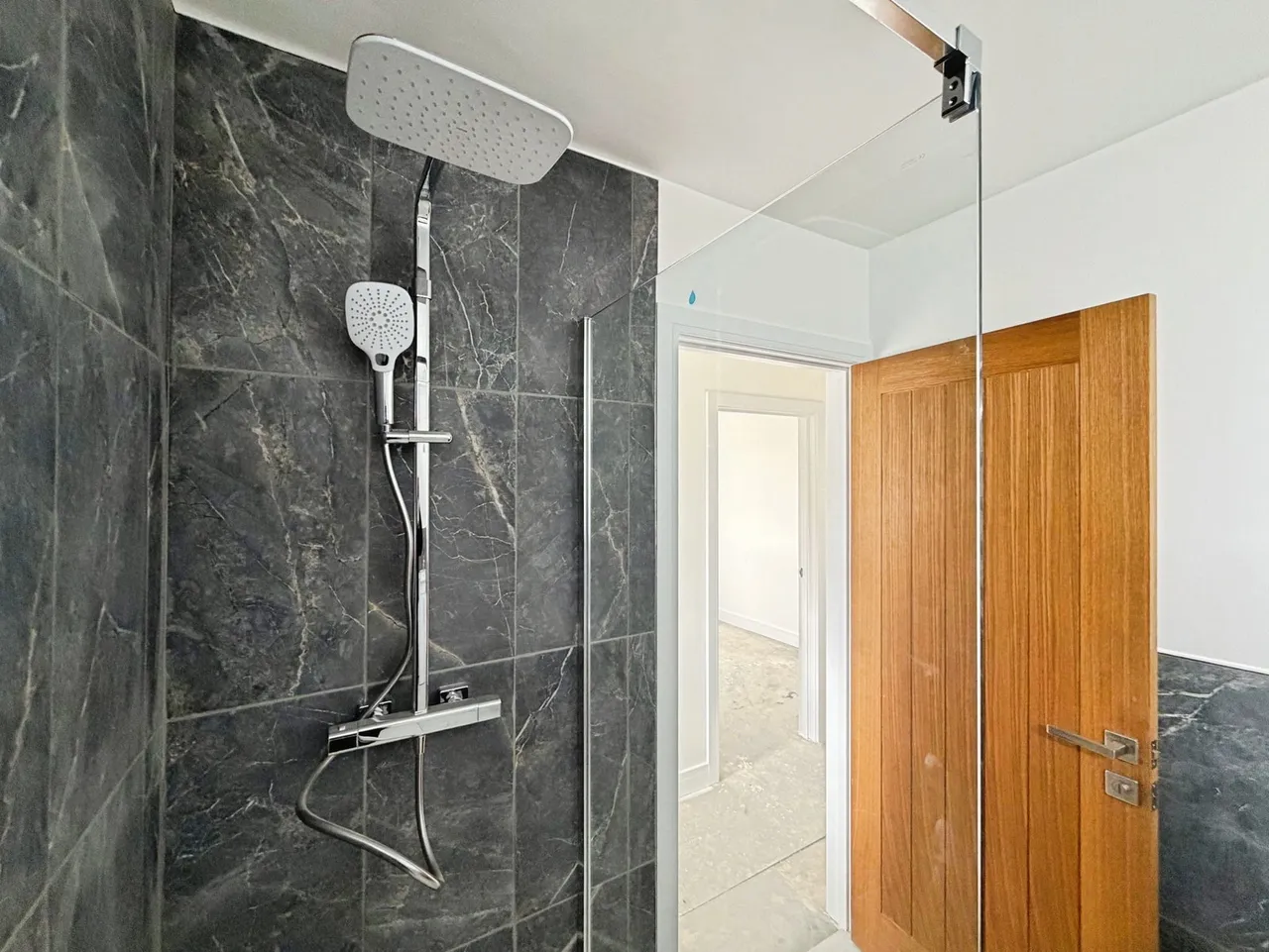 Aurelian Rise, Monkhill, photo 5