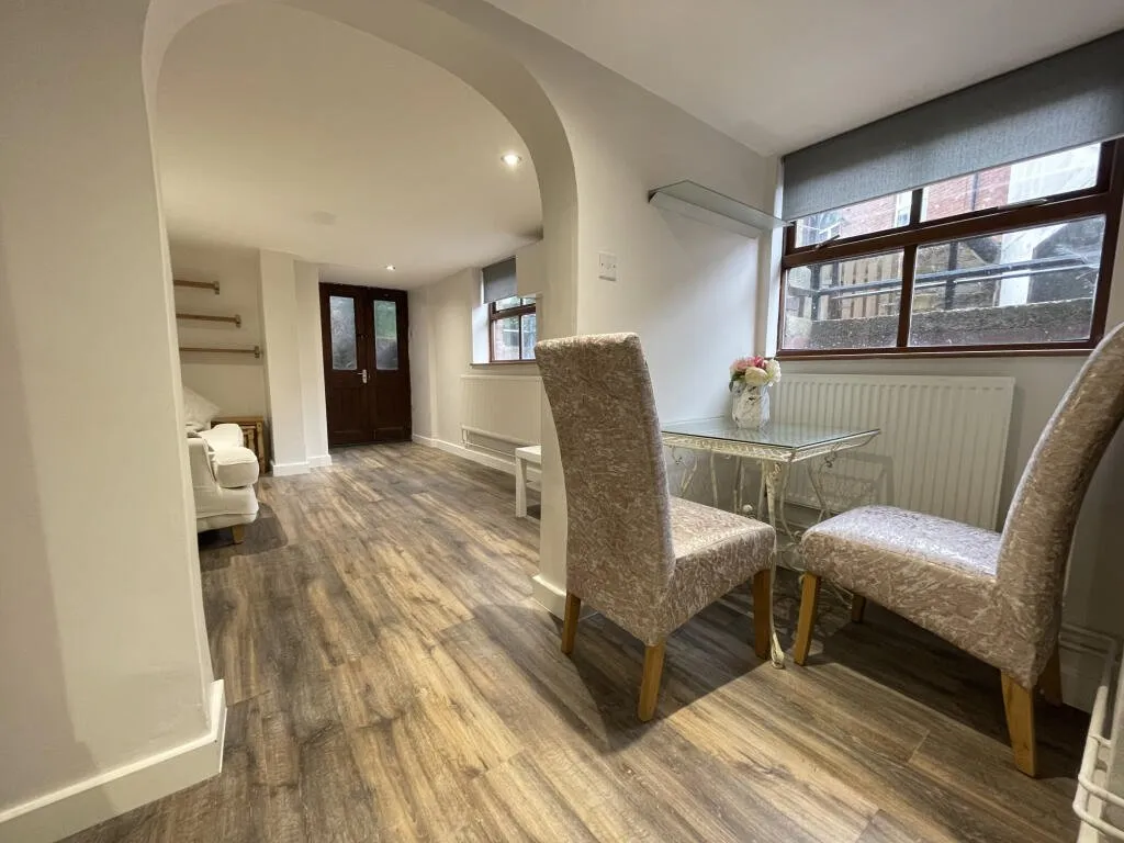 St. Michaels Villas, Headingley, LS6, photo 20