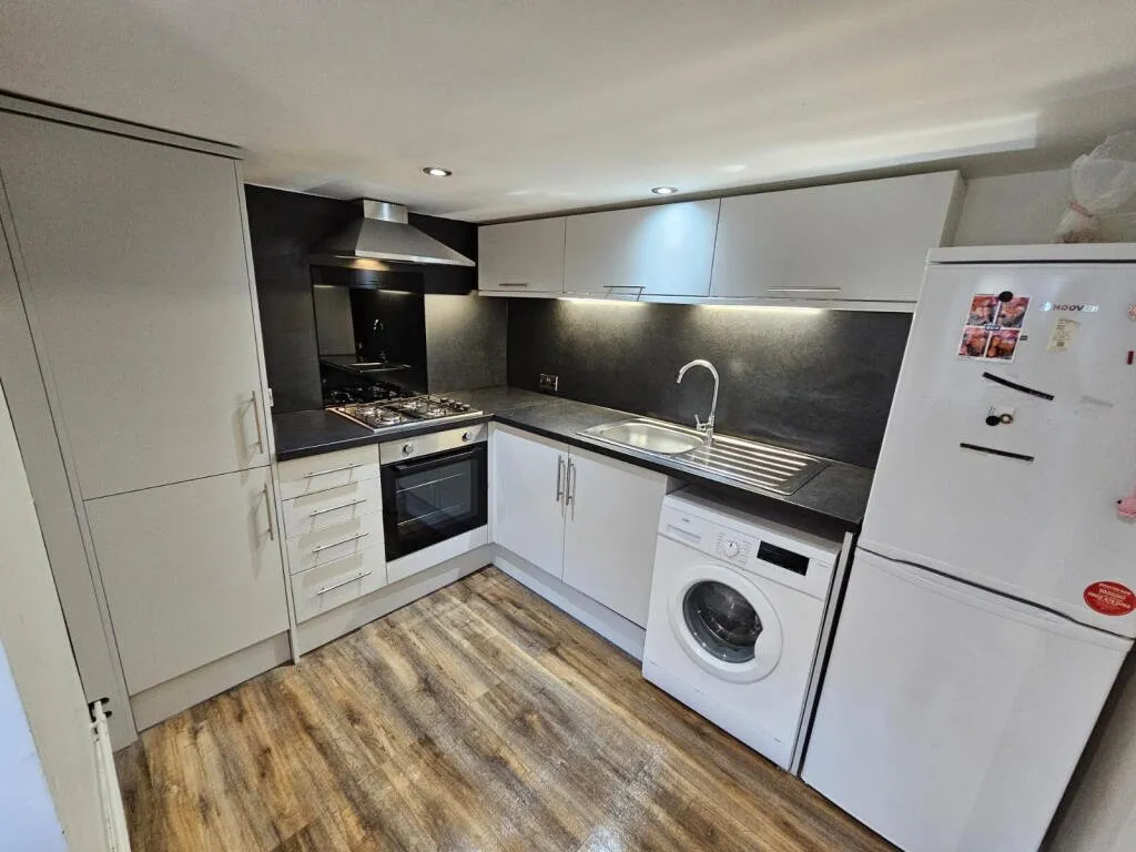 St. Michaels Villas, Headingley, LS6, photo 19