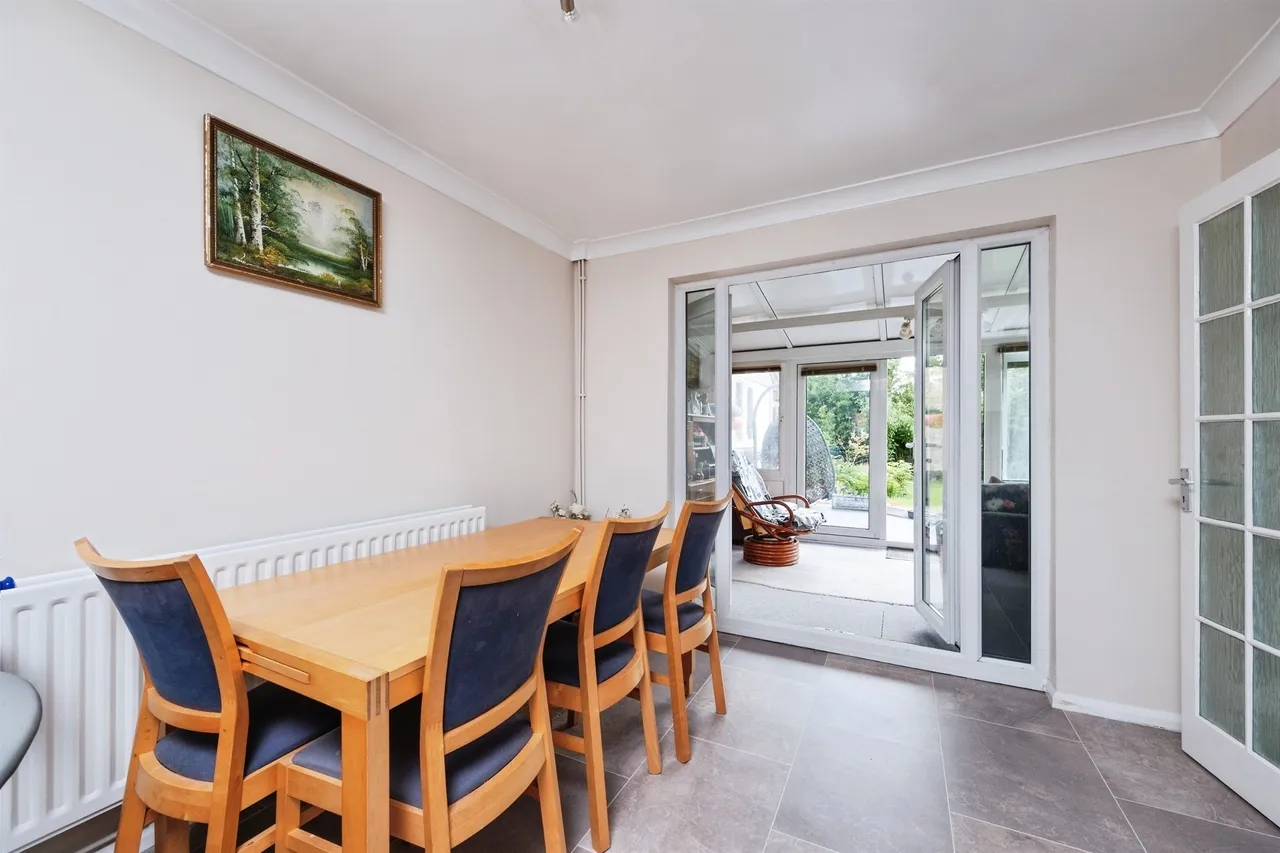 Sunridge Close, Newport Pagnell, photo 6