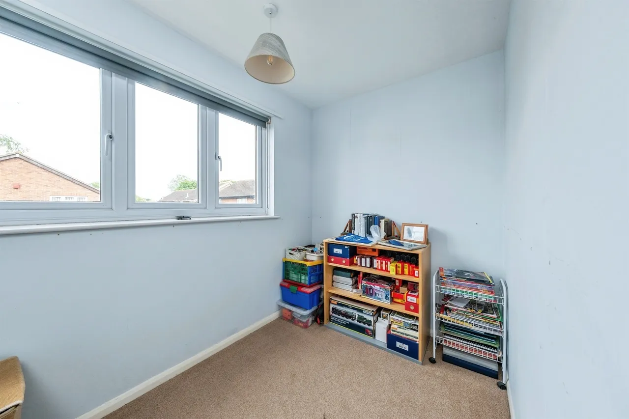 Sunridge Close, Newport Pagnell, photo 12