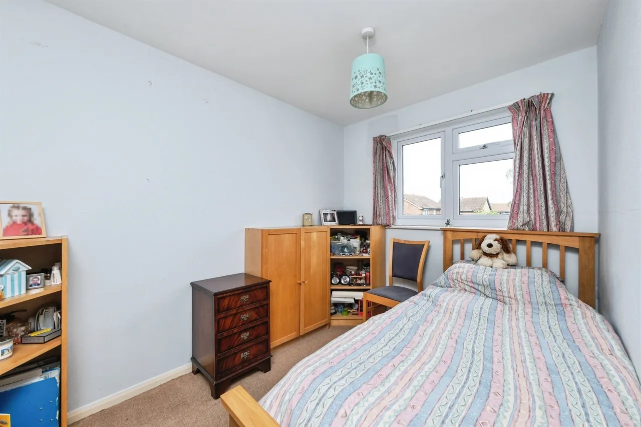 Sunridge Close, Newport Pagnell, photo 11