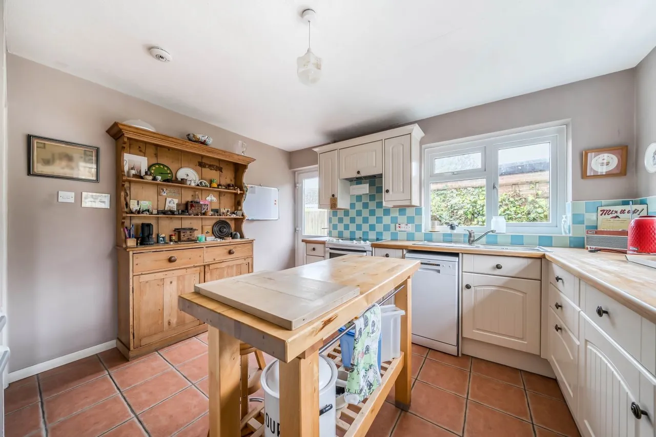 Ethelburga Drive, Lyminge, CT18, photo 7