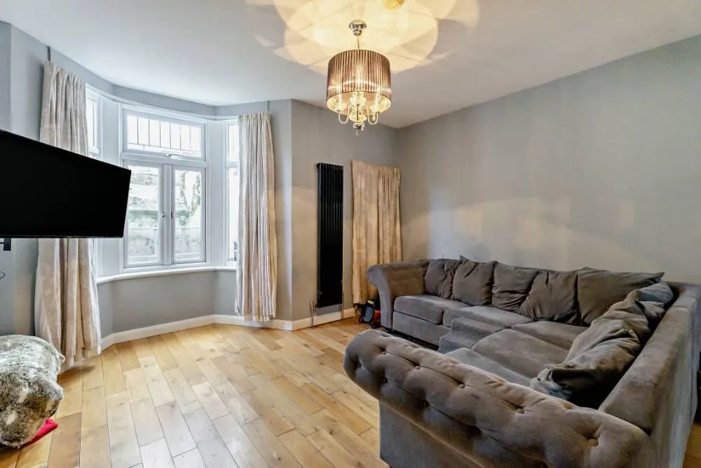 Bassant Road, London, SE18, photo 3
