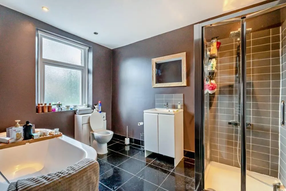 Bassant Road, London, SE18, photo 8