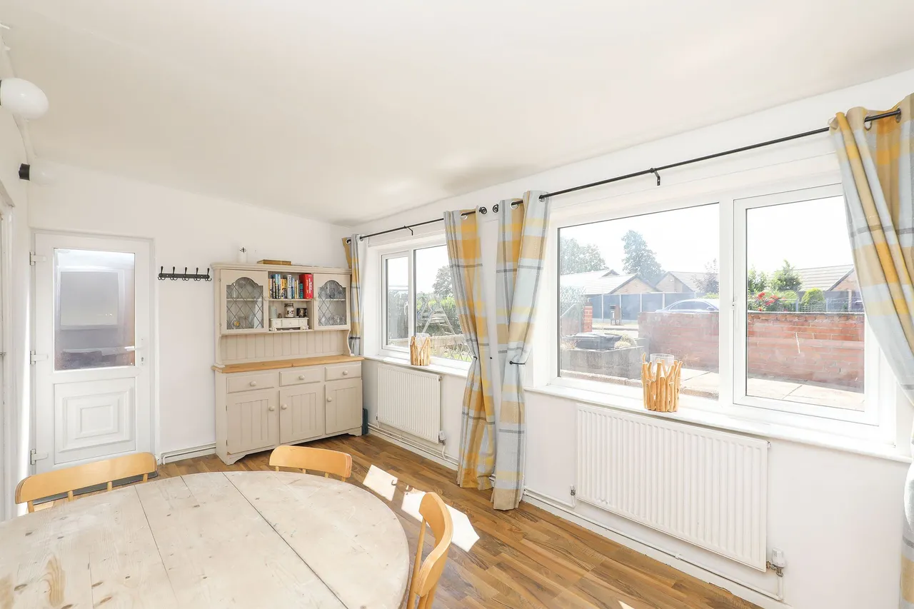 Springvale Close, Danesmoor, S45, photo 10
