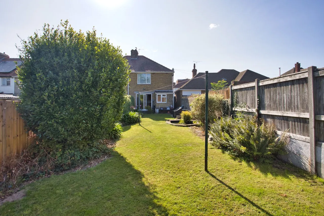 Downs Road, Walmer, CT14, photo 11