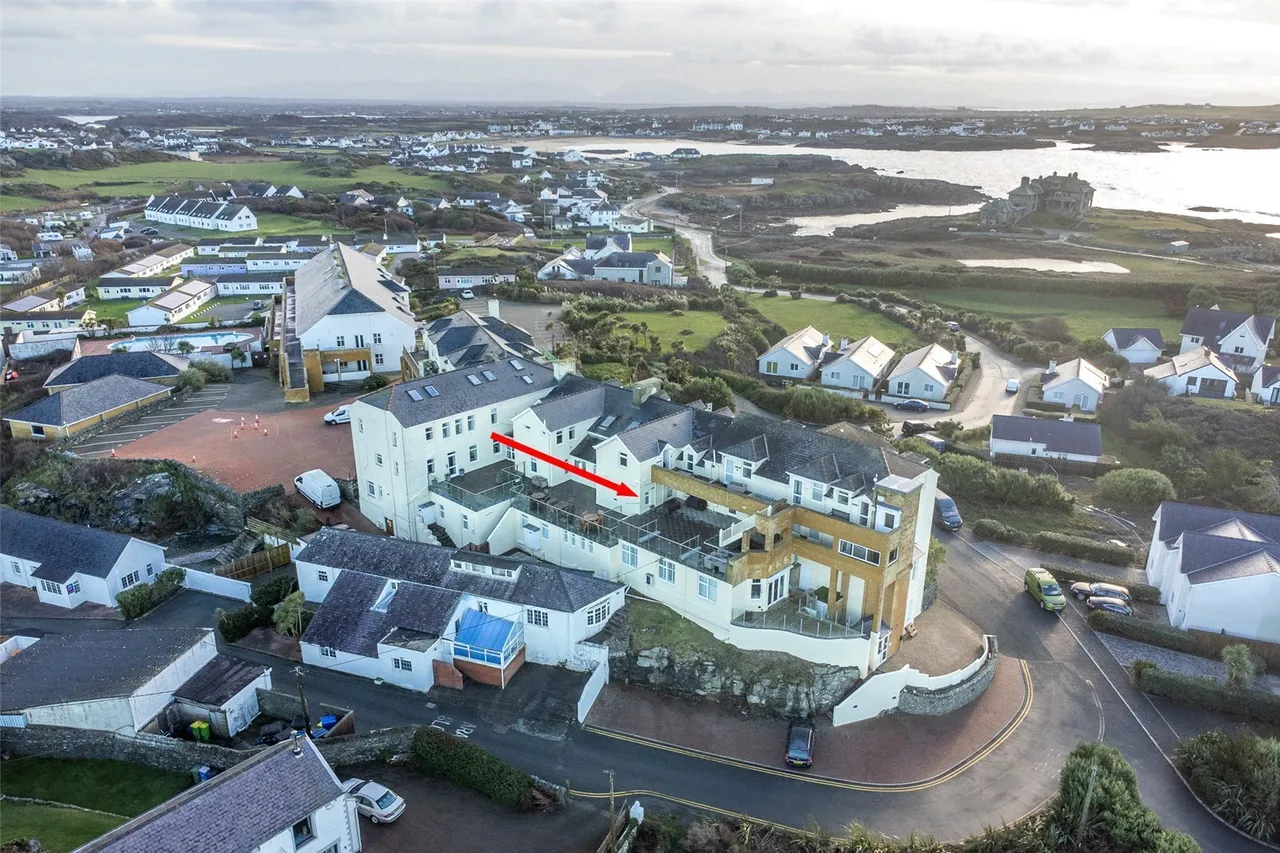 Lon Y Don, Trearddur Bay, photo 14