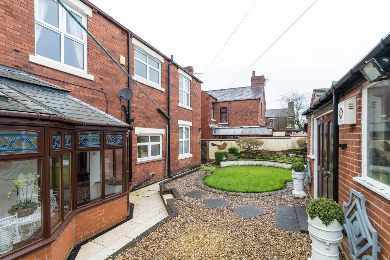 Laurel Grove, Ashton-In-Makerfield, WN4, photo 8