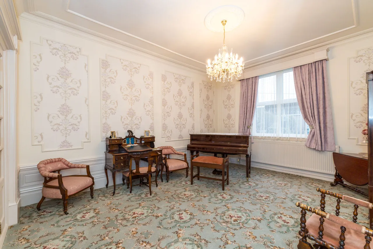 Laurel Grove, Ashton-In-Makerfield, WN4, photo 23