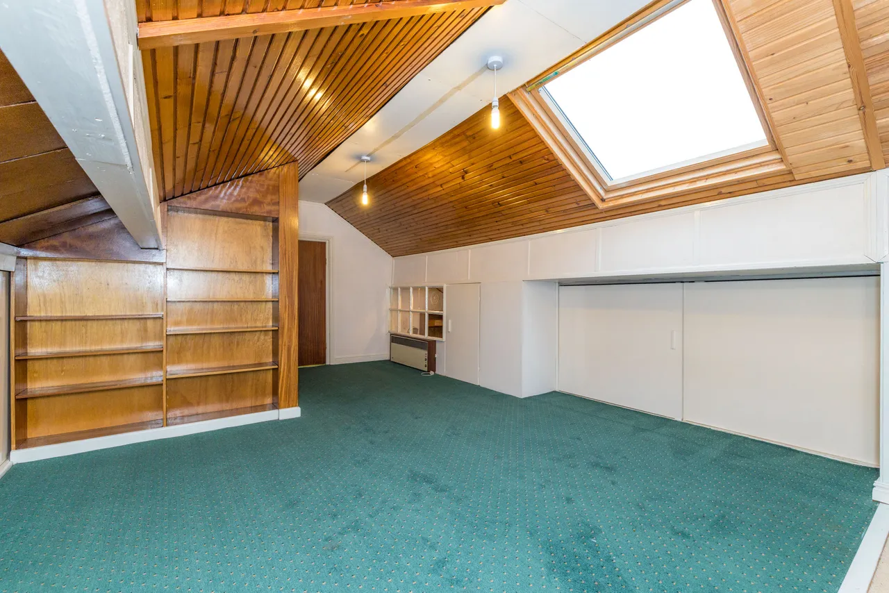 Laurel Grove, Ashton-In-Makerfield, WN4, photo 17