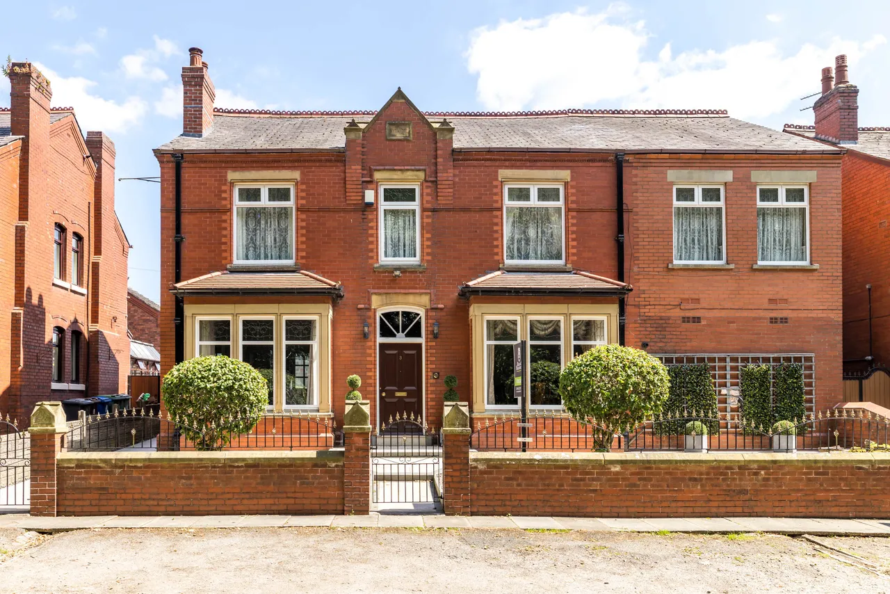 Laurel Grove, Ashton-In-Makerfield, WN4, photo 4