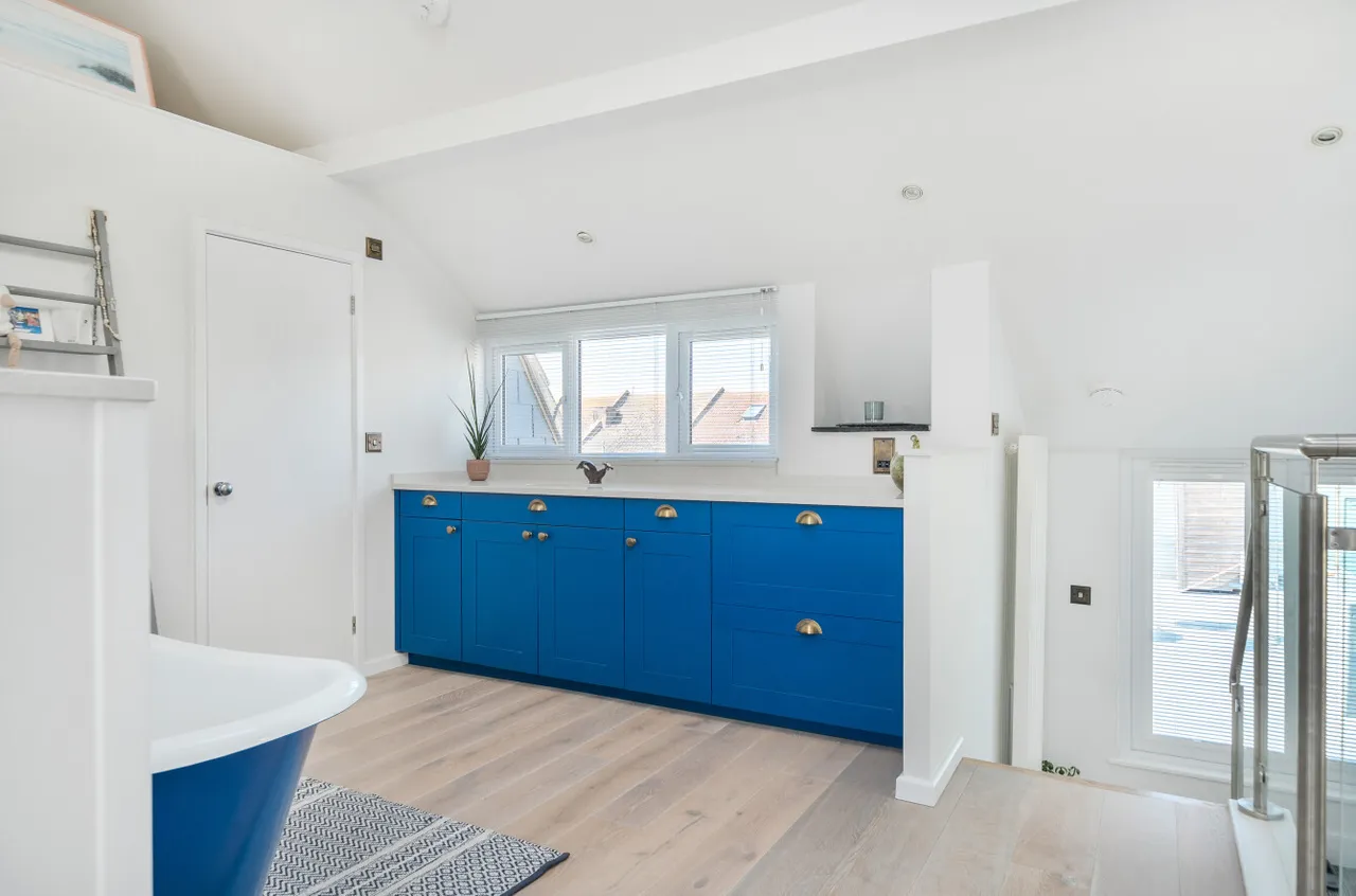 New Parade, Worthing, BN11, photo 10