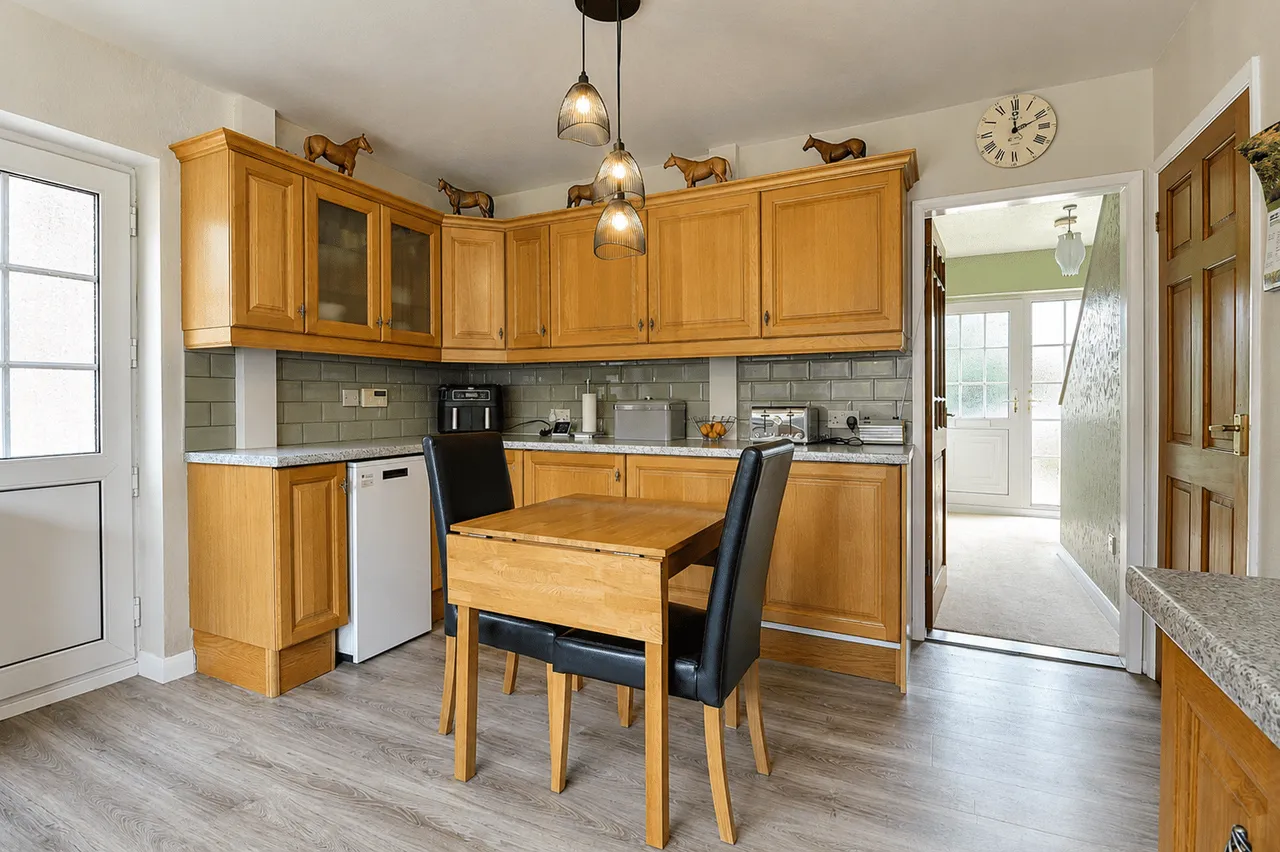Scotter Road, Laughton, DN21, photo 13