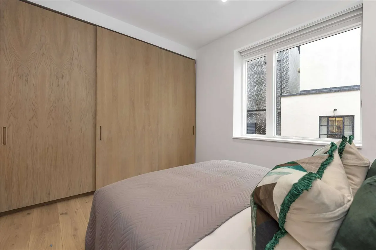 Nicholas Road, London, W11 4AY, photo 9