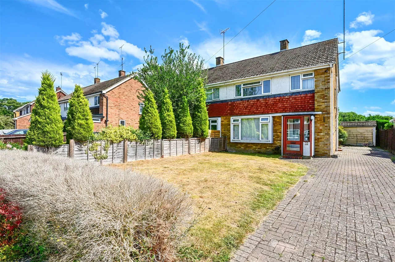 Orchard Close, Ash Vale, Guildford, Surrey, GU12 5HU, photo 4