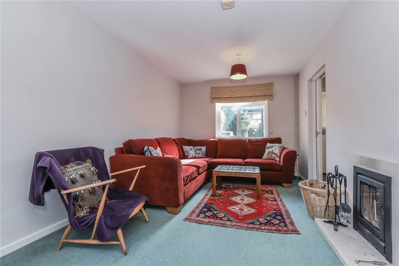 Hawker Square, Upper Rissington, GL54, photo 2