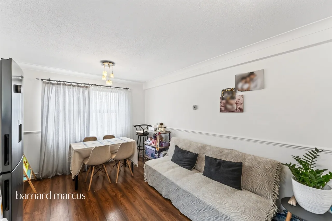 Grove Road, Mitcham, CR4, photo 18