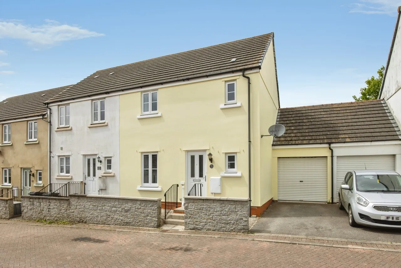 3 bed house for sale, Keay Heights, St. Austell, PL25