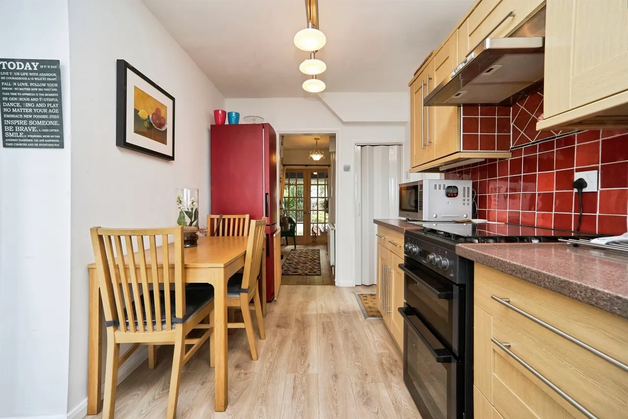 Low Ash Drive, Wrose, Shipley, photo 7