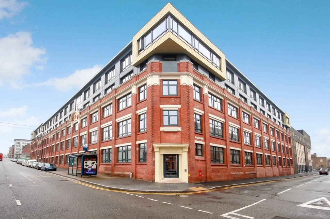 1 bed flat to rent, Fabrick Square, Digbeth, B12