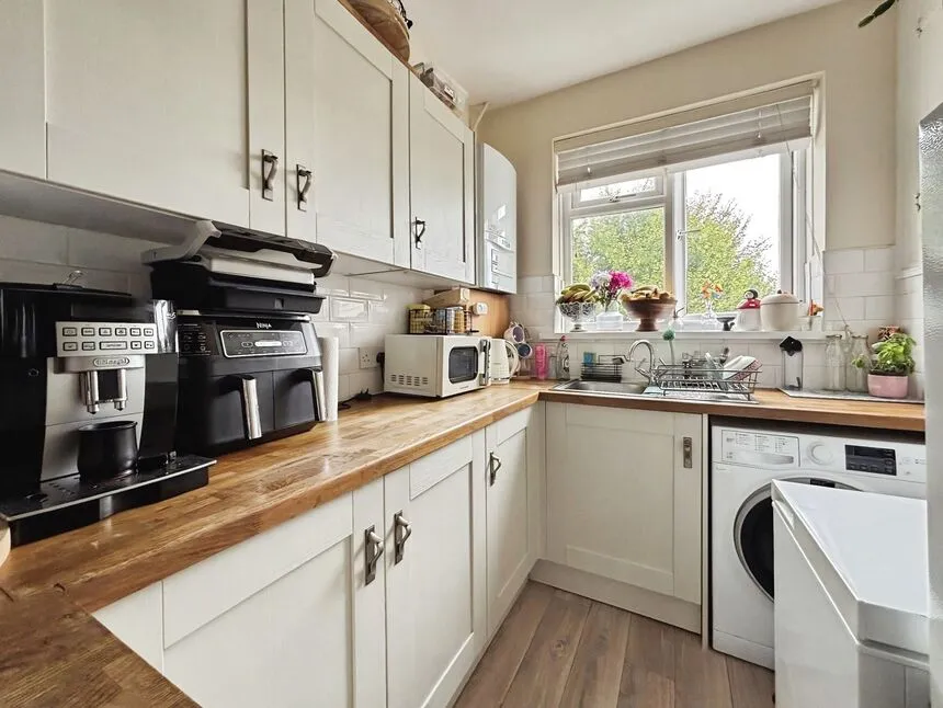 Carson Road, London, E16, photo 2