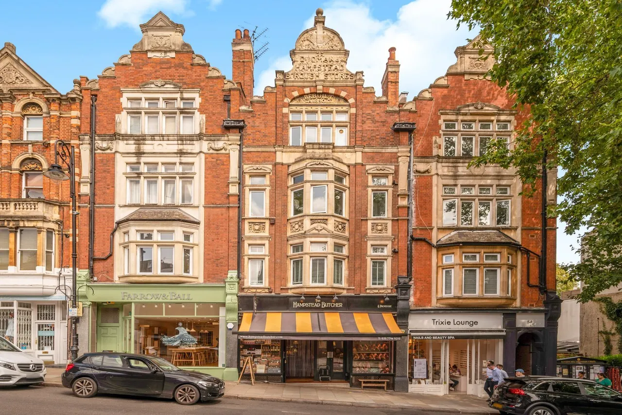 Rosslyn Hill, Hampstead Village, NW3, photo 2