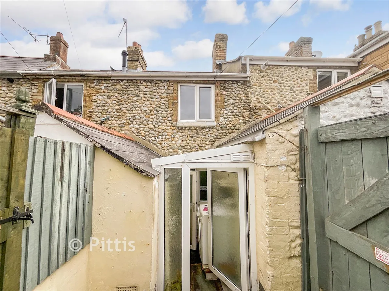High Street, Brading, PO36, photo 6