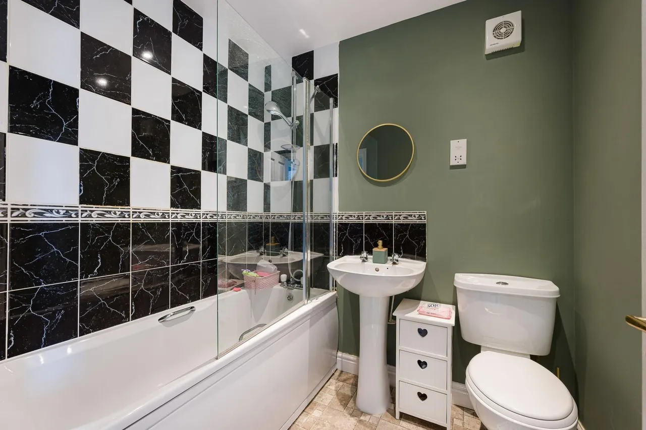 Lady Jane Franklin Drive, Spilsby, PE23, photo 13