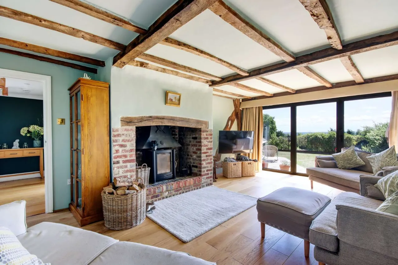 Chart Road, Sutton Valence, Maidstone, Kent, ME17 3AW, photo 5