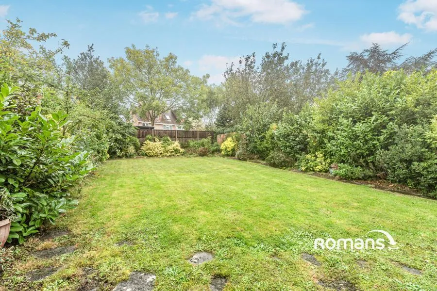 Silverdale Road, Earley, RG6, photo 10