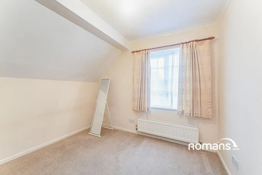 Silverdale Road, Earley, RG6, photo 8
