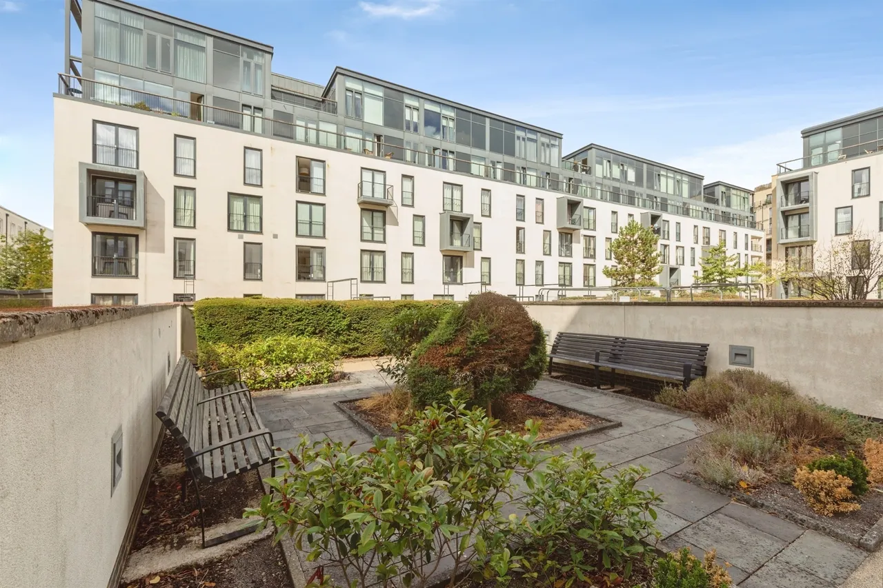 Longmead Terrace, Bath, BA2, photo 2