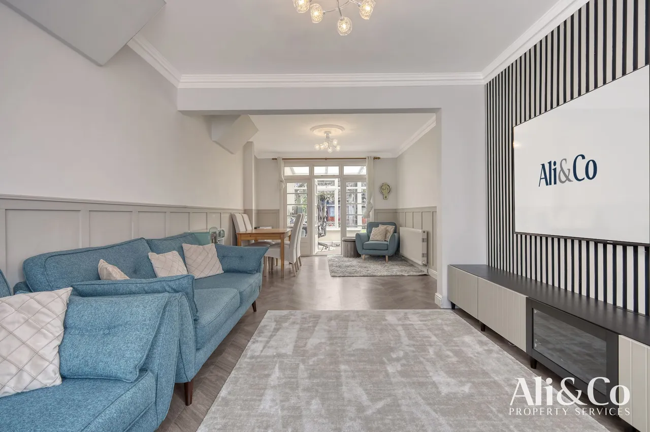 Fairway, Grays, Essex, RM16 2AD, photo 10