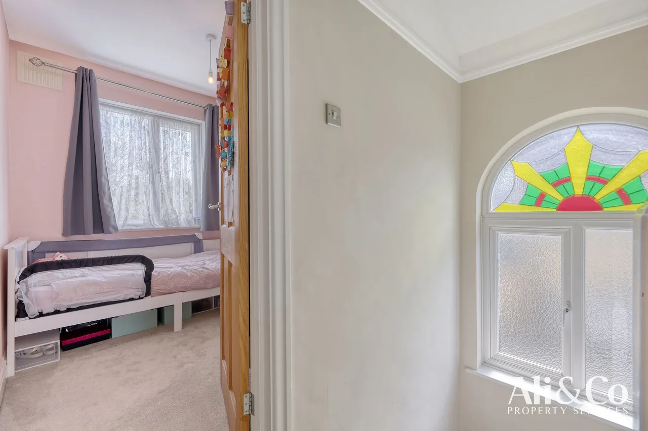 Fairway, Grays, Essex, RM16 2AD, photo 16