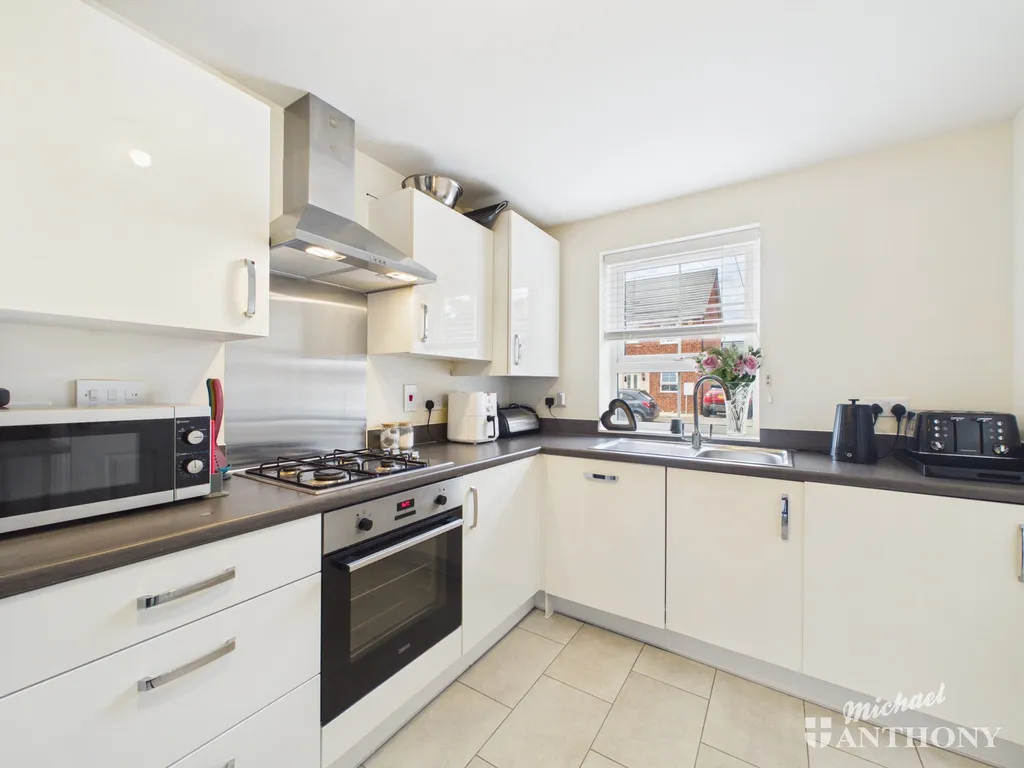 Wallis Drive, Leighton Buzzard, LU7 3GD, photo 3