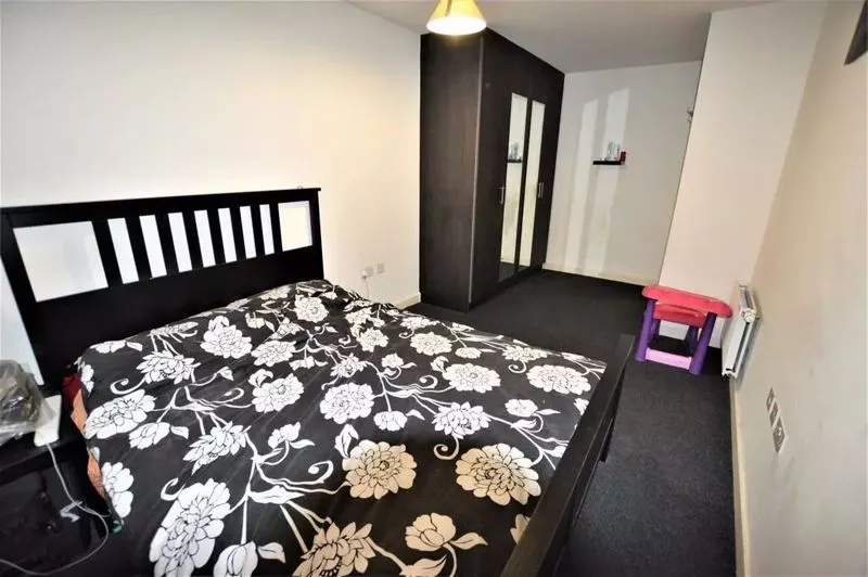 Salisbury Road, Southall UB2 5QF, photo 8