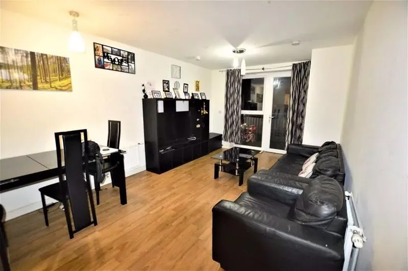Salisbury Road, Southall UB2 5QF, photo 5