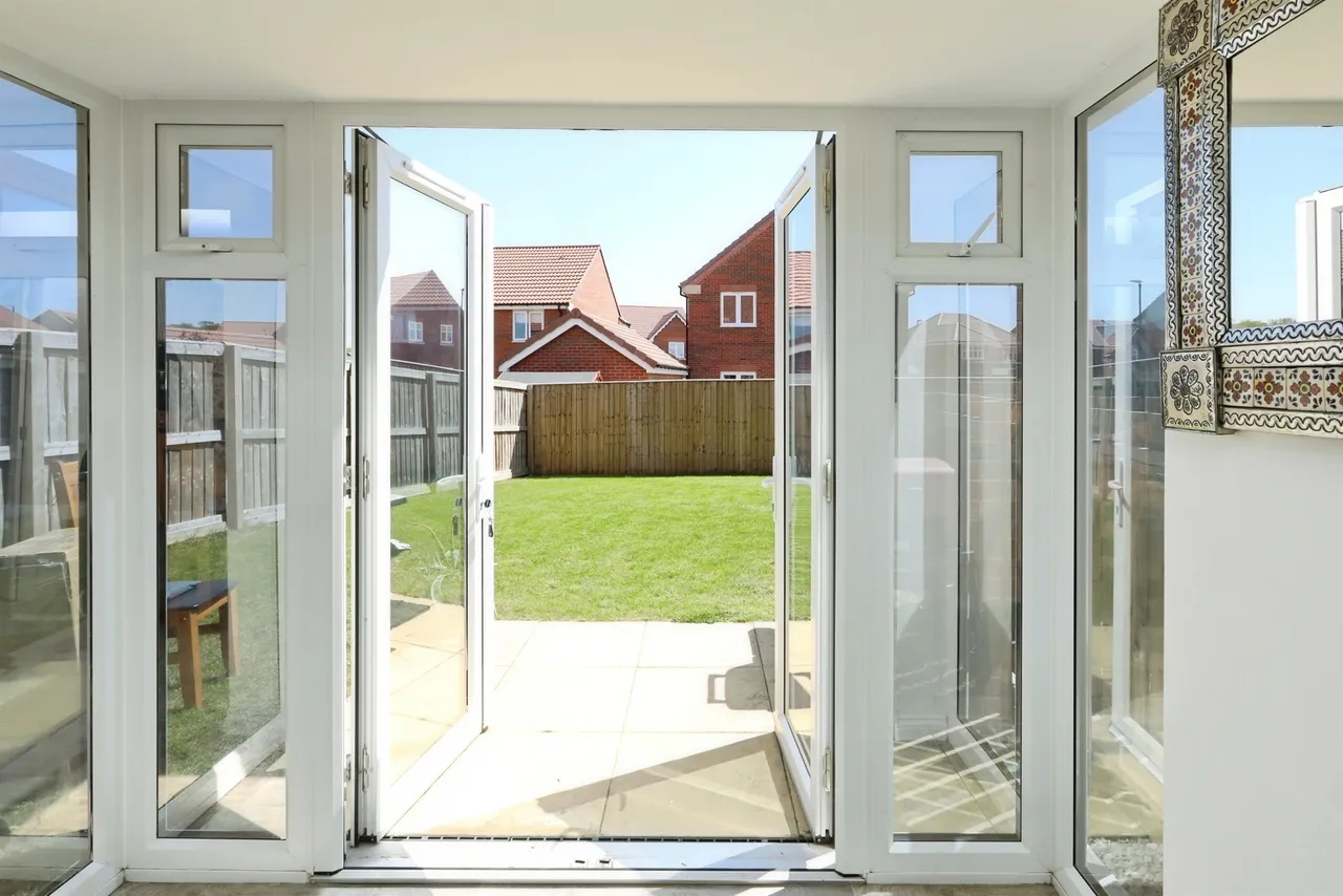 Butterfly Way, New Rossington, DN11, photo 5