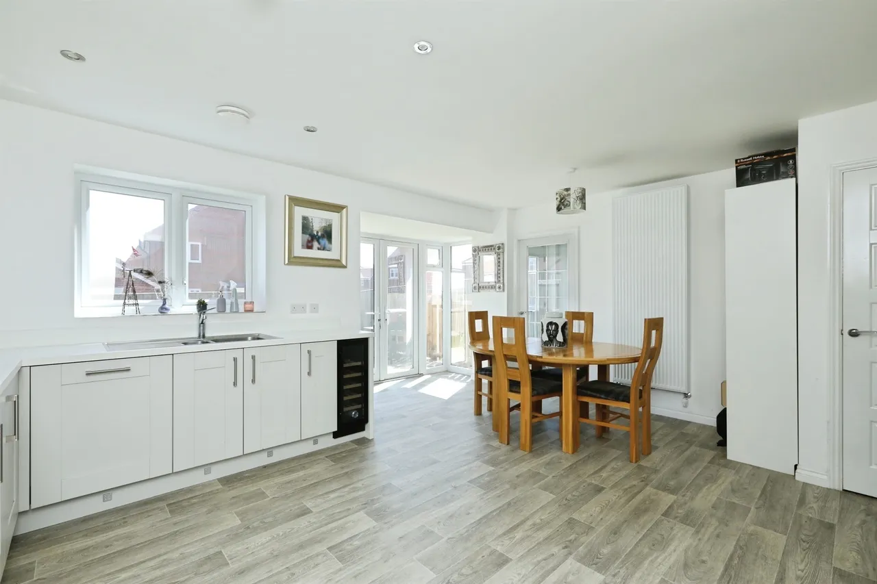 Butterfly Way, New Rossington, DN11, photo 7