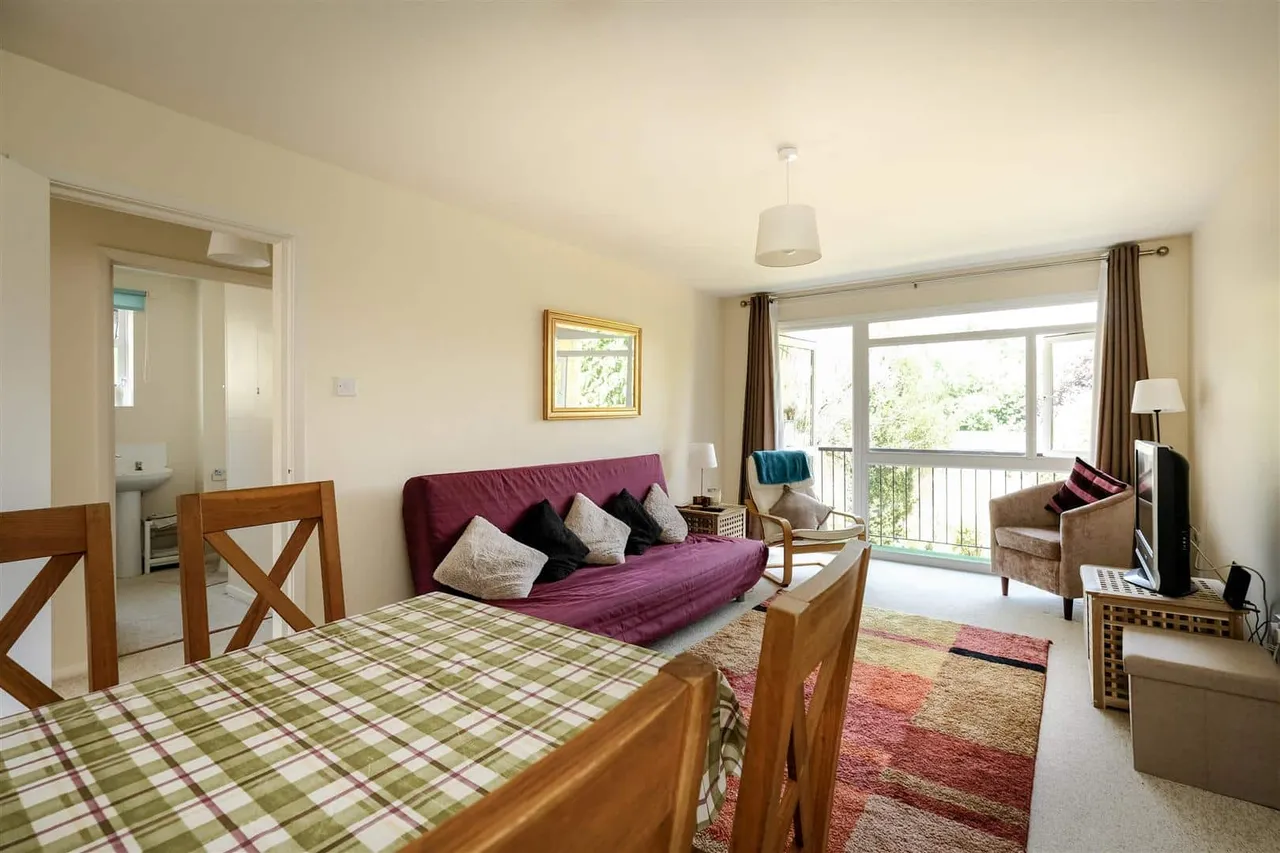 Forester Avenue, Bath, BA2, photo 2
