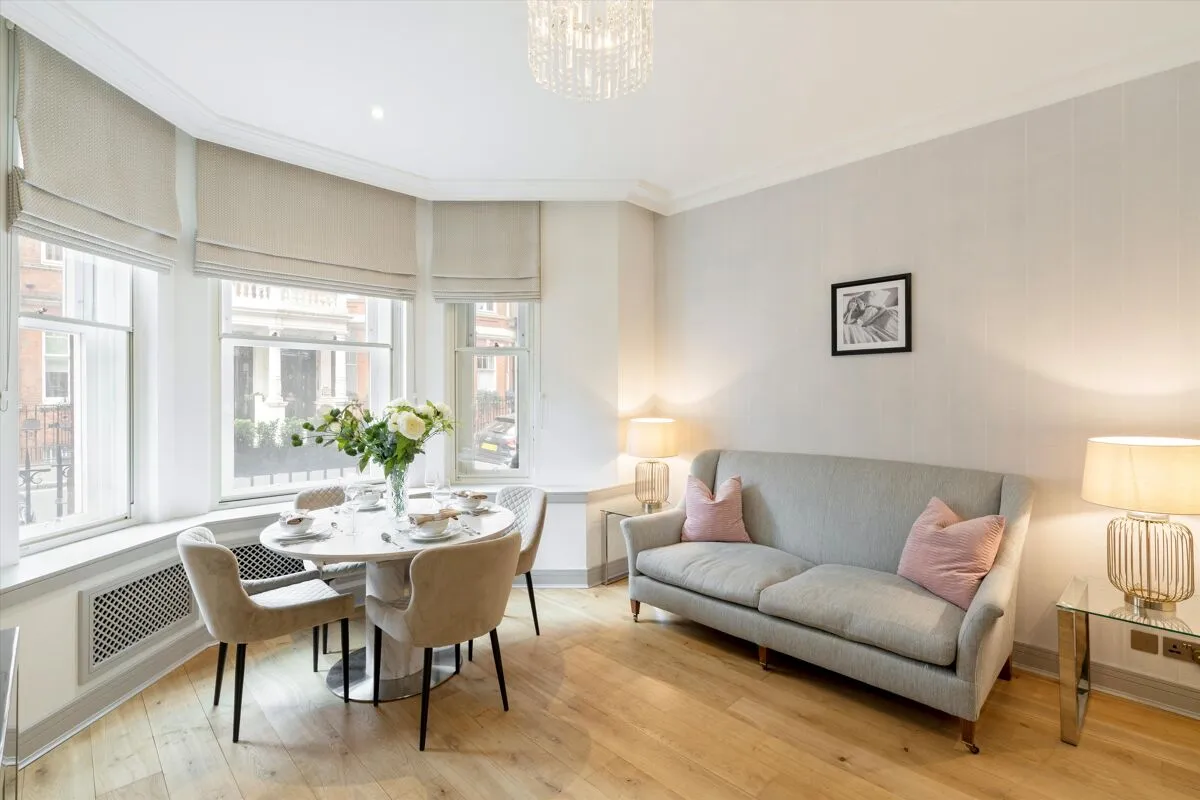 1 bed flat for sale, Park Street, London, W1K