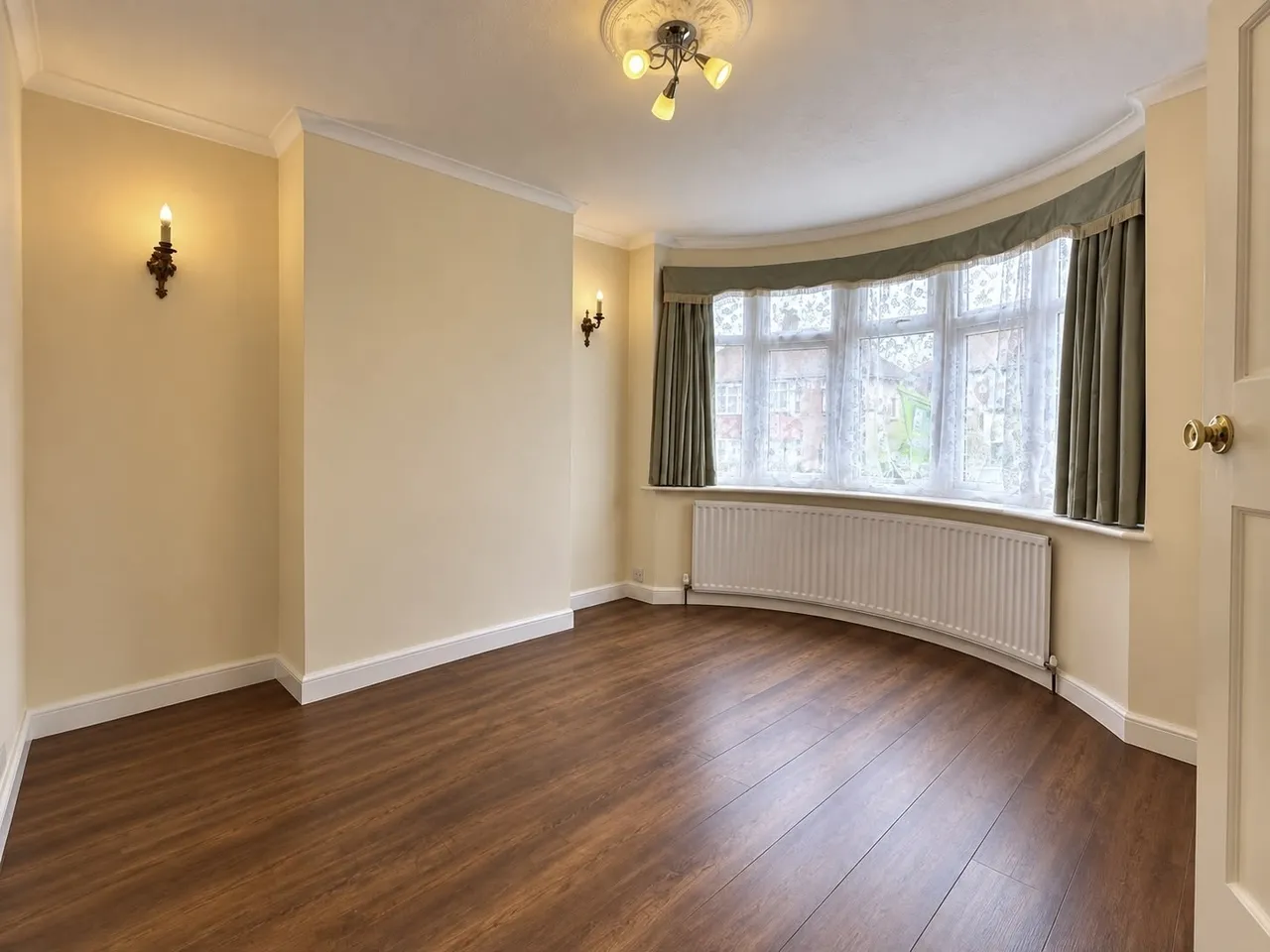 Wrexham Avenue, Walsall, WS2, photo 2