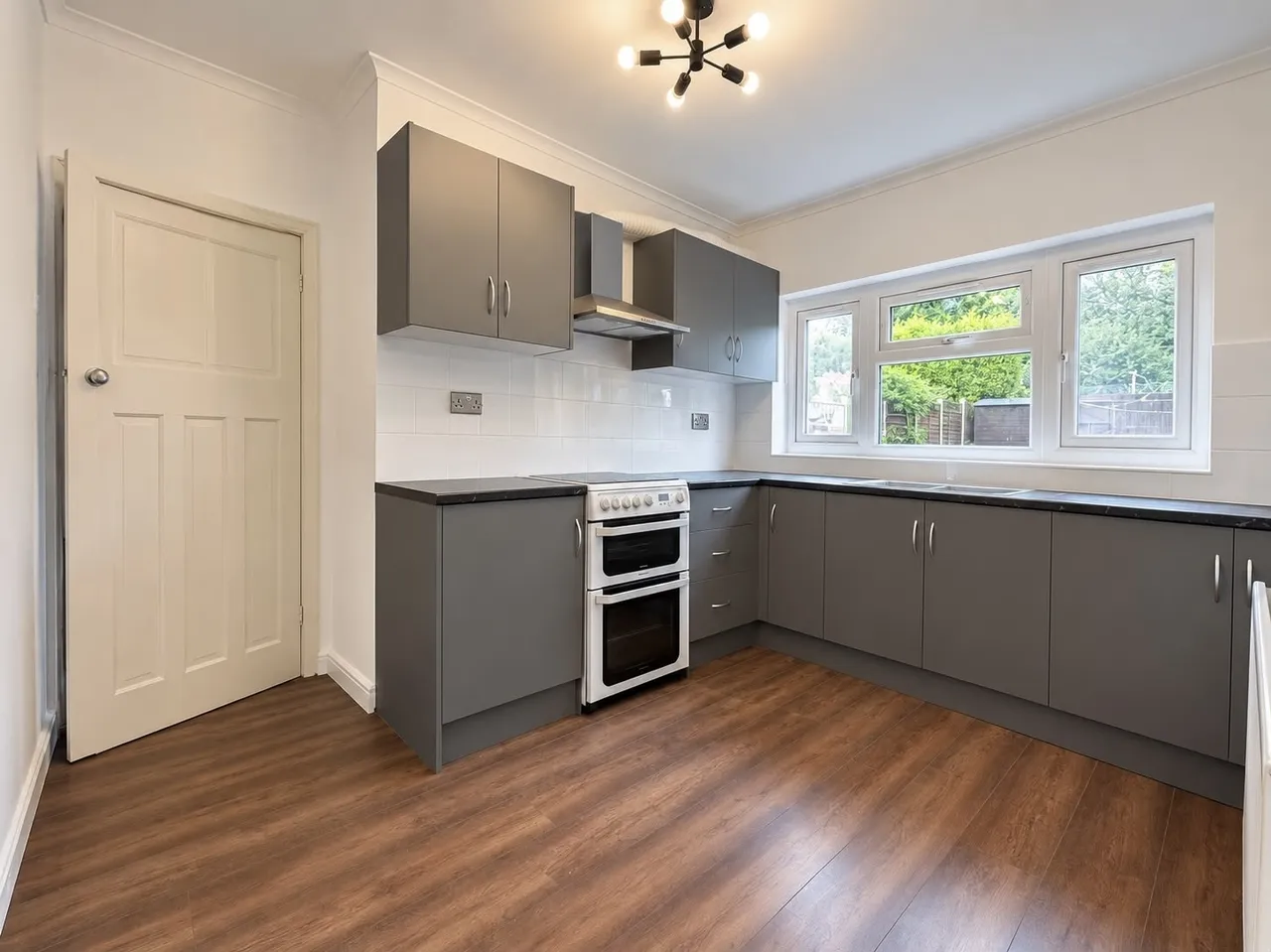 Wrexham Avenue, Walsall, WS2, photo 8