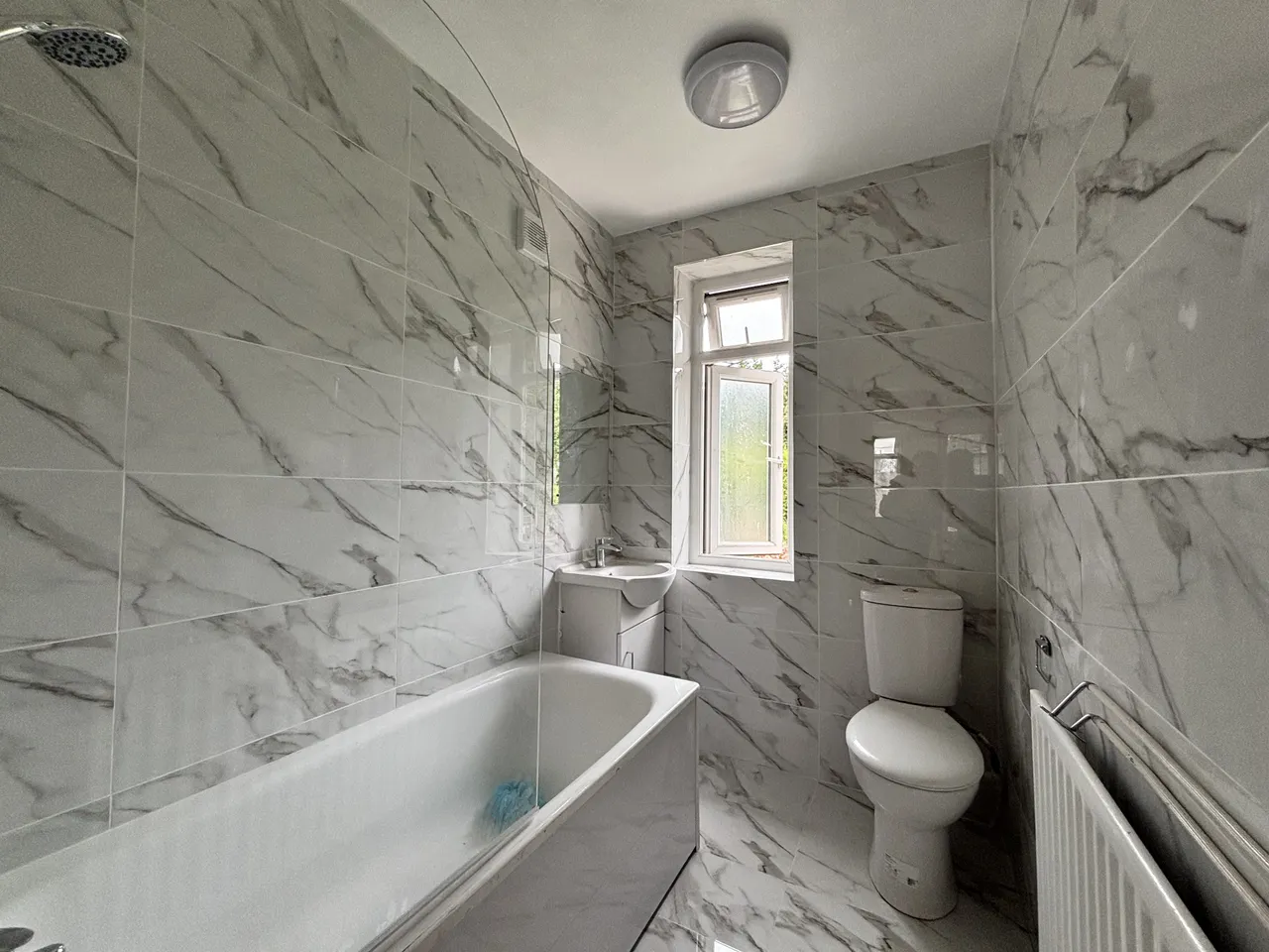 Wrexham Avenue, Walsall, WS2, photo 3