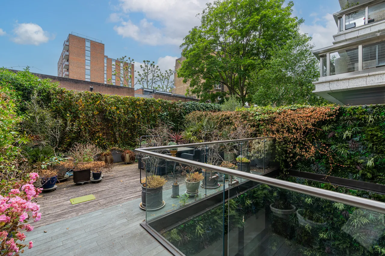 Vicarage Gate House, Vicarage Gate, Kensington, London, photo 6