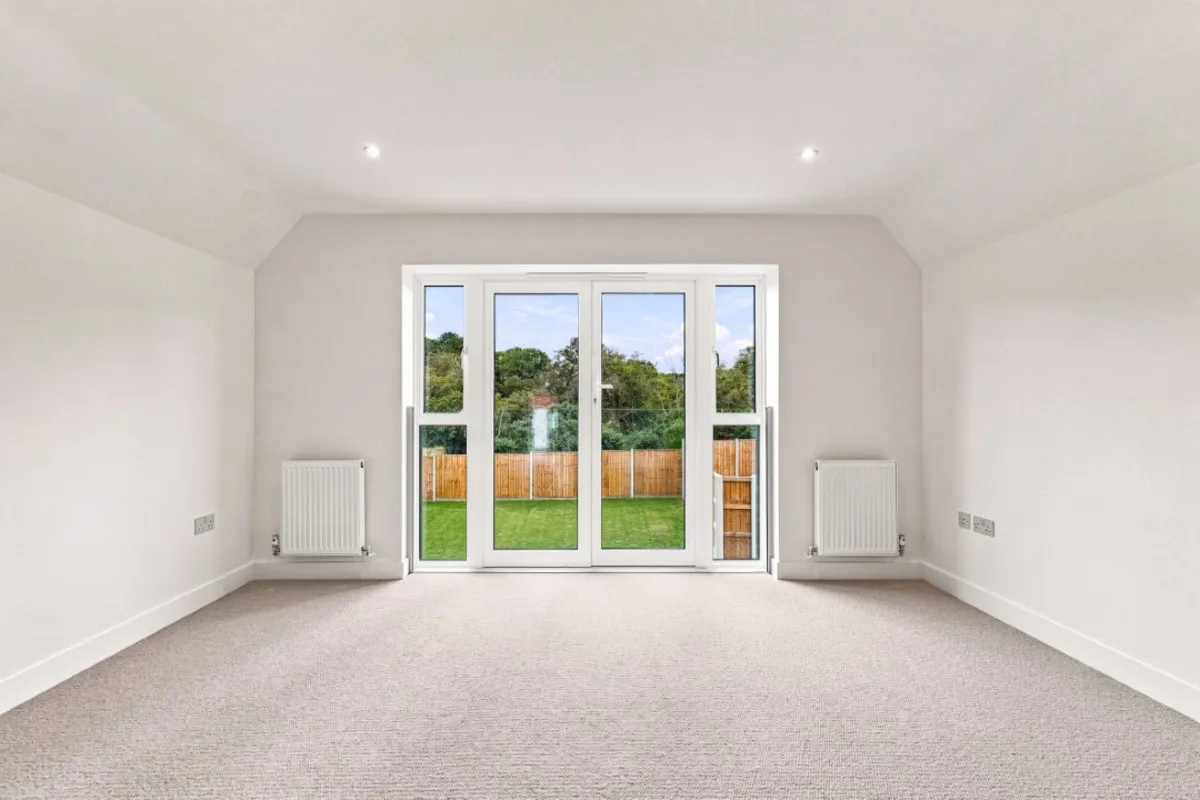 Nightingale Close, Knodishall, photo 24