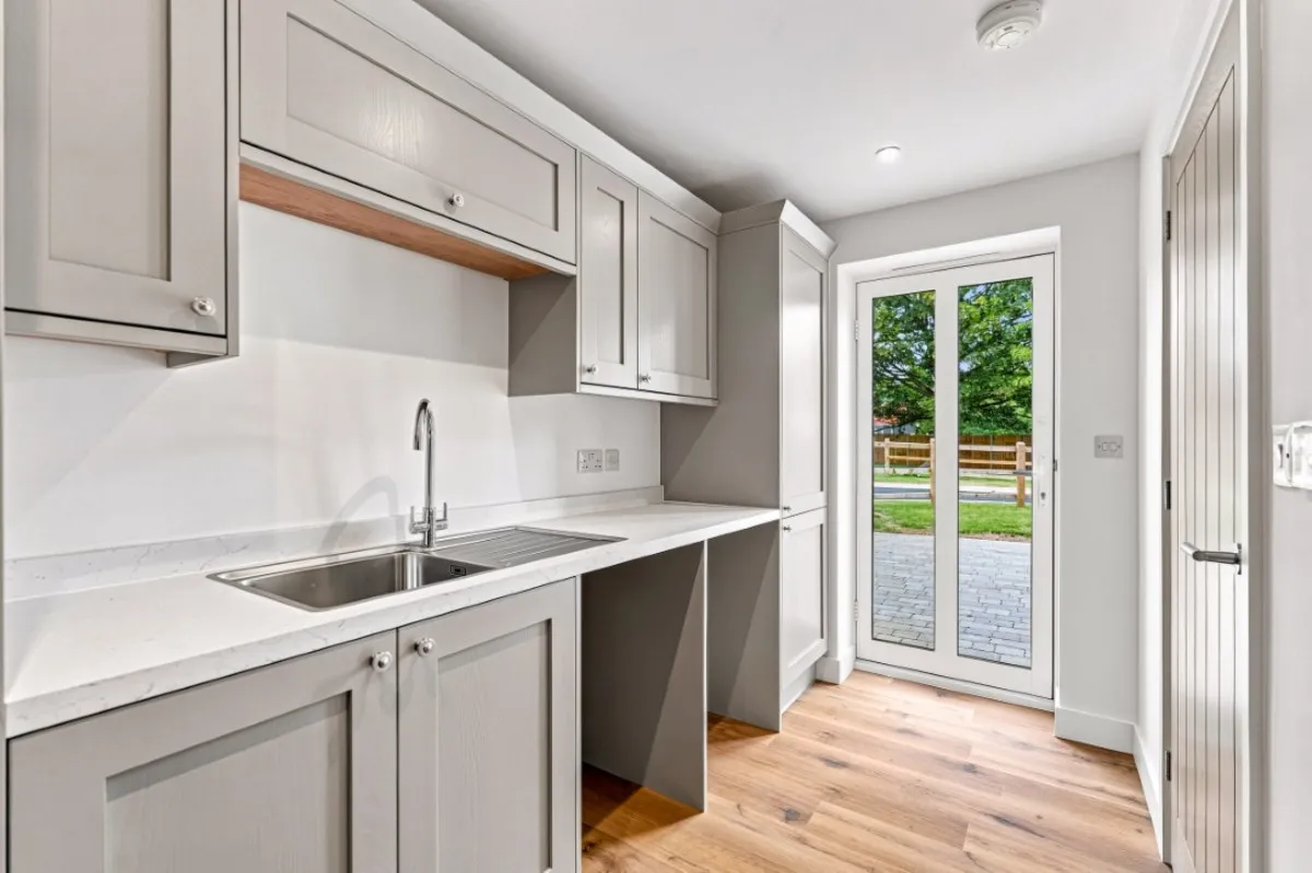 Nightingale Close, Knodishall, photo 13