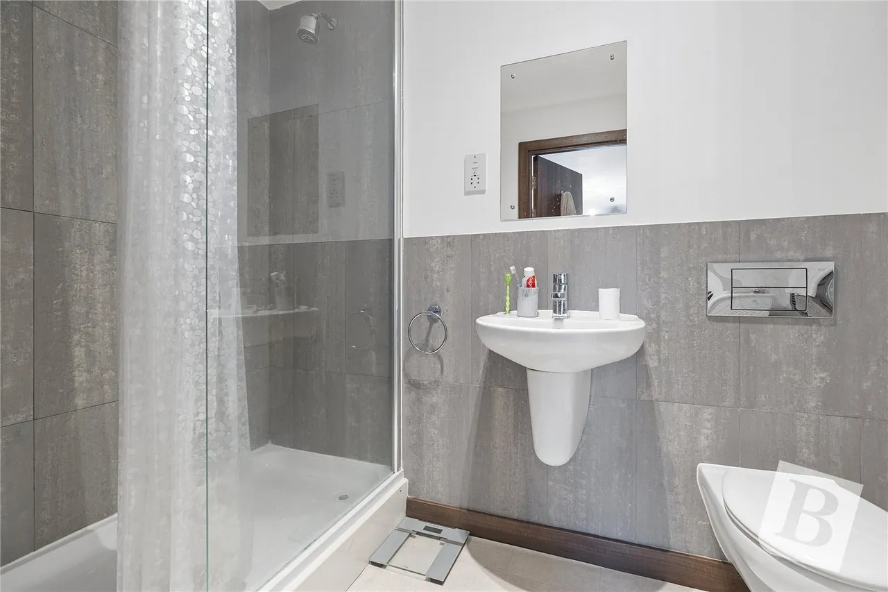 Front Lane, Upminster, RM14, photo 8