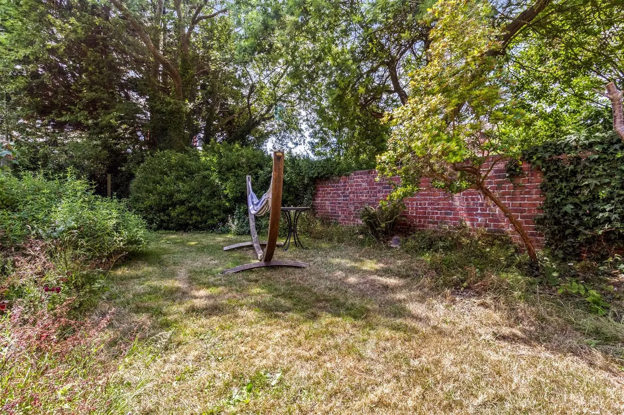 Bridge Road, Worthing, photo 19